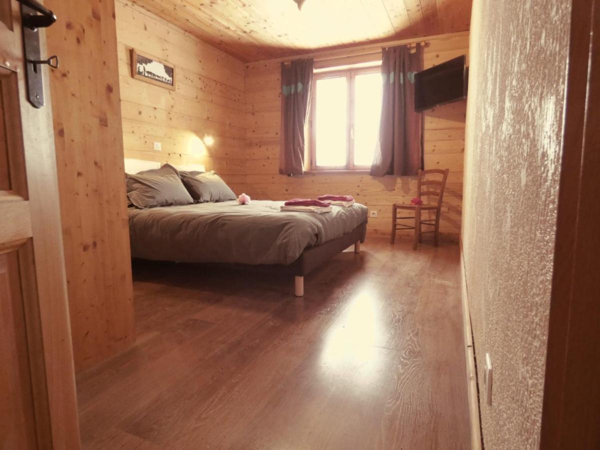 Chalet Le Bois Joli Боннваль-сюр-Арк Номер фото