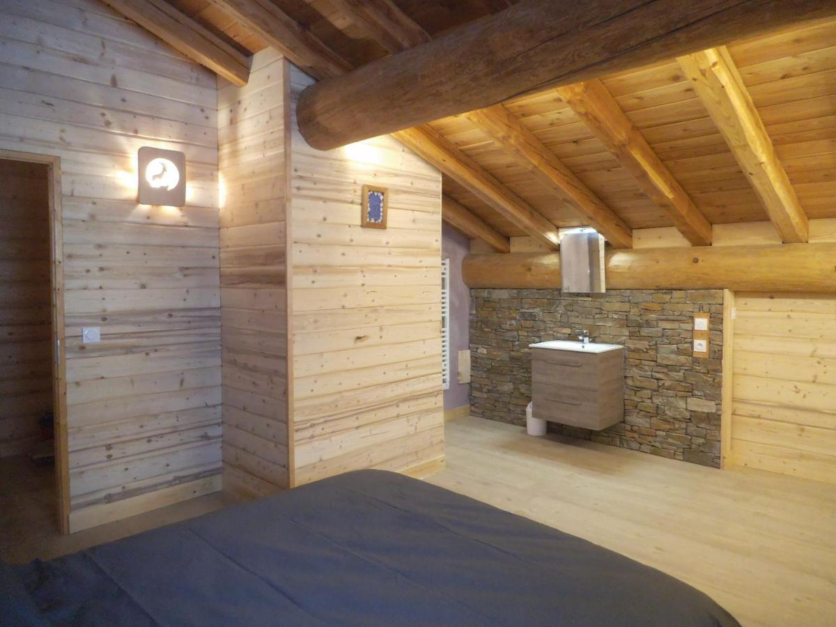 Chalet Le Bois Joli Боннваль-сюр-Арк Номер фото